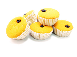 sponge cake with raisin