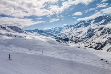 Fototapeta na wymiar skier, extreme winter sport