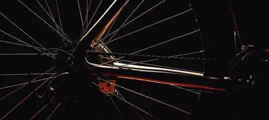 Crédence de cuisine en verre imprimé Vélo Accentuated Shapes of a Bicycle