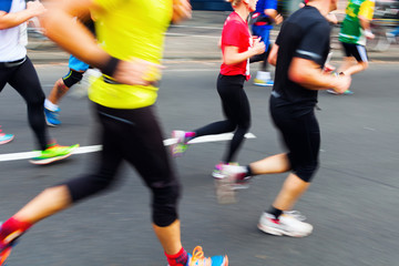 Marathonl&auml;ufer in Bewegungsunsch&auml;rfe