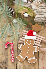 Weihnachtsgebäck mit Dekoration