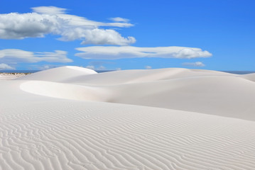  White sand dunes, Socotra © Oleg Znamenskiy