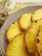 pineapple slice