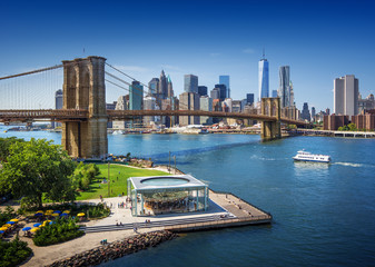 Brooklyn Bridge in New York City - luchtfoto