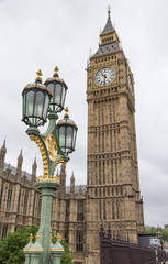 Fototapeta na wymiar Big Ben Tower and Street Lamp