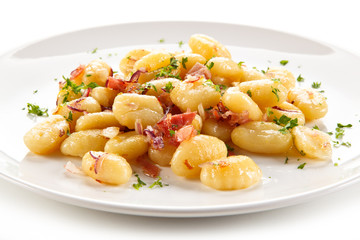 Gnocchi with tomato salad 