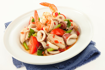 Stir-fried mix seafood with fresh vegetables.