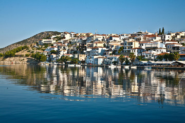 Fototapeta na wymiar Harbor in a small village in the Peloponese in greece in the sum