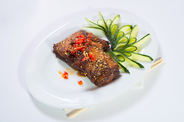 Fried spicy pork ribs