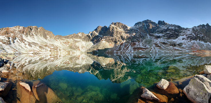 Mountain lake in Slovakia Tatras - Hincovo pleso