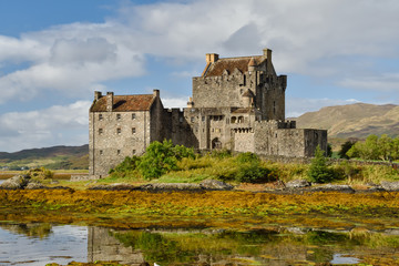 Fototapeta na wymiar Eilean Donan castle in Dornie, Scotland