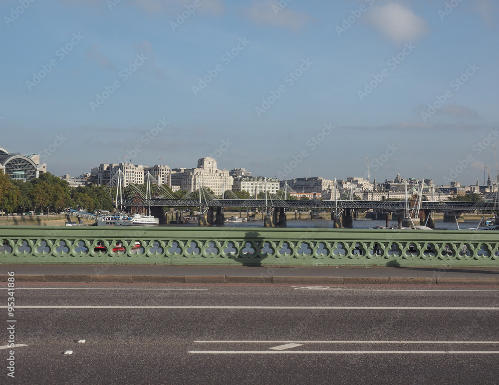 Wall mural westminster bridge in london