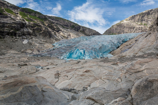 Blauer Gletscher Nigardsbreen in Norwegen
