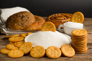 refined sugar and granulated sugar and cracker