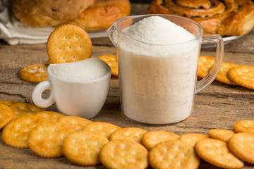 refined sugar and granulated sugar and cracker