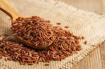 raw red rice