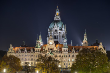 Fototapeta na wymiar New City Hall of Hannover, Germany