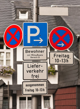 Schilderwald - Verkehrsschilder und Hinweisschilder