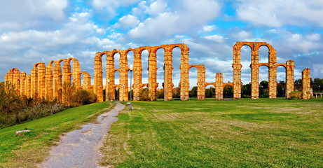 Aqueduct Los Milagros, Merida, Spain - obrazy, fototapety, plakaty