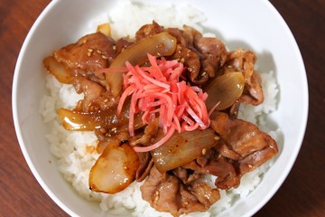 豚丼