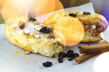 Puff pastry cinnamon raisin