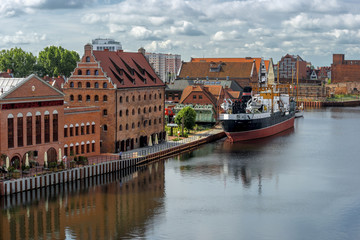 Fototapeta na wymiar Old town of Gdansk at Motlawa river, Poland - panorama, EU