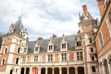 Fototapeta na wymiar Château de Blois, aile Louis XII, chapelle Saint-Calais et galerie Charles d'Orléans, Loir et Cher, Val de Loire
