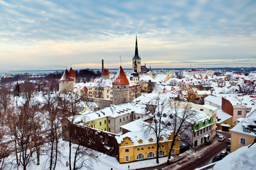 Fototapeta na wymiar Panoramic view of old part of Tallinn