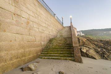 Escaleras de piedra.