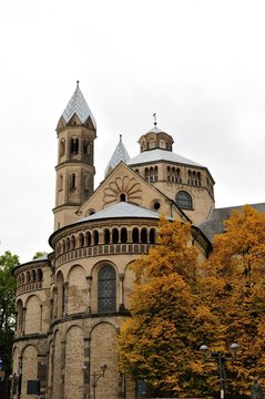 St Aposteln kirche in K&ouml;ln