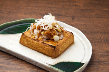 焼き厚揚げ
