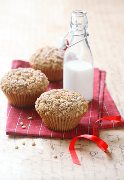 Pine Nut Cherry Big-Muffins with Streusel Topping