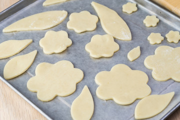 Cut crust for cranberry pie decoration.