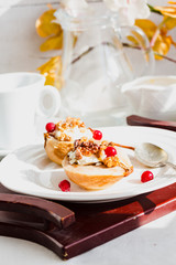 Baked pears with ricotta, walnuts, honey and cranberries