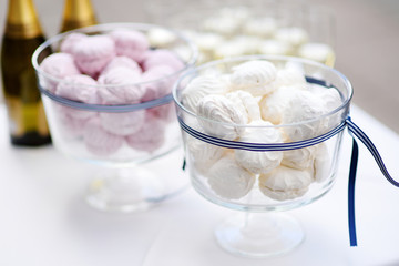 Delicious wedding marshmallows
