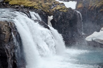 Hengifoss, Wasserfall