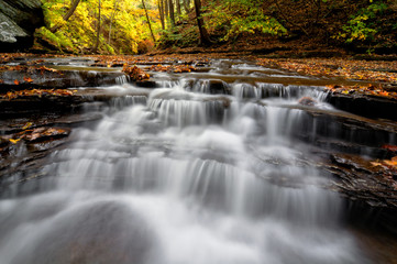 Obraz na płótnie Canvas Autumn Waterfall