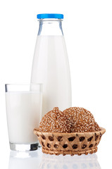 Milk with oat cookies