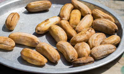 Dried bananas on tray
