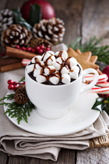 Obraz na płótnie Canvas Christmas hot chocolate with ornaments