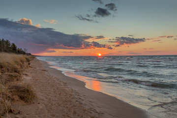 Obraz premium Sunset Over Lake Huron - Grand Bend, Ontario, Canada