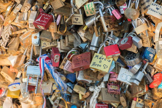 love bridge full of lockers in paris