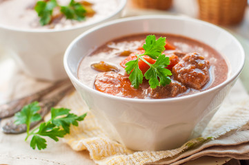 Slow Cooked Beef Stew with Vegetables