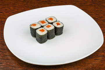 Salmon maki