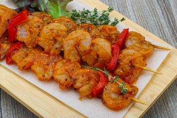 Raw prawn skewer