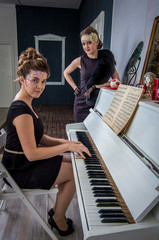 певица и пианистка