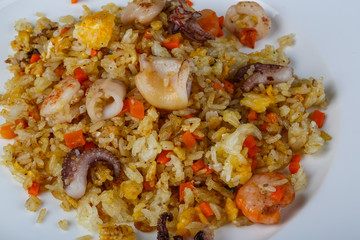 Fried rice with seafood