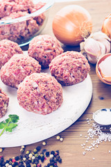 Cooking meatballs