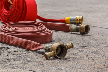 Water pipe sprinkler and fire fighting system
