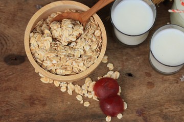 oat flakes with milk